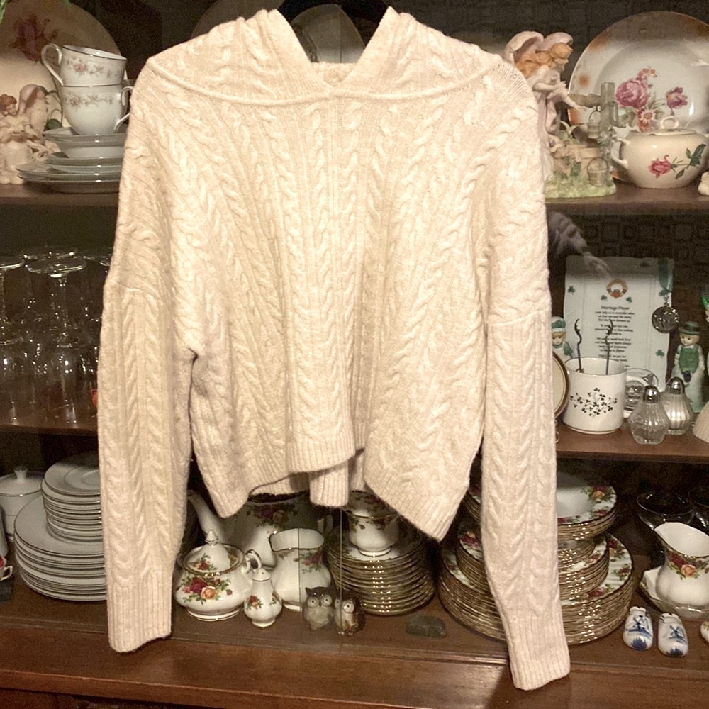 EXPRESS cropped,cable knit, hooded sweater